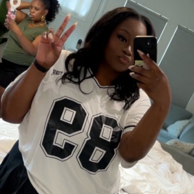 LilMissMemphis's profile picture. How tough am I? I can drink McDonald’s sprite w/ a str8 face. I tweet for the ppl who don’t know which effect/affect to use. Jeremiah 29:11✝️Rams💙💛#ProBlack