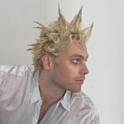 mgcivy's profile picture. @mikescomfort