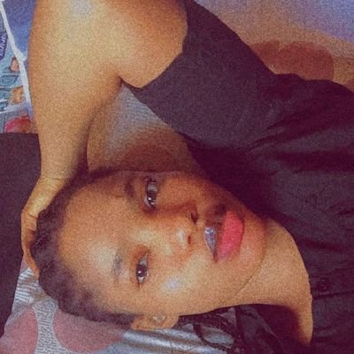 NimieGold's profile picture. Model | Entrepreneur | Marine scientist | Man Utd Fan