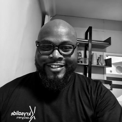 ArmandSeudjo's profile picture. Architecte.
Interior Designer,  passionate about African's cultures et bientôt vulgarisateur d'architecture et d'art🖤