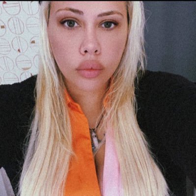 MichelleFi95320's profile picture. financial analysts. paralegal. model. lawyer 2027 🦑 Russian and Spanish. ## 🖤