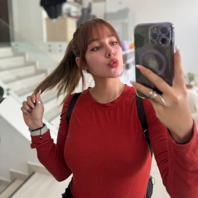 NikkyNate144647's profile picture. 