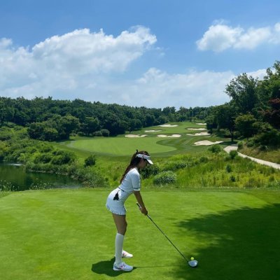 GSaurabh96's profile picture. #Open mind for new friend, If you know yourself that you don't respect to woman, you don't need message to me .. 🚫 ❌