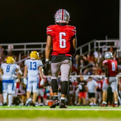 Mbrown2028's profile picture. High School Sophomore, 5’8 175| Student Athlete | Built on GRIT, DISCIPLINE and LOVE for the game 🏈 | Striving to earn a spot at the next level | 3.4 GPA