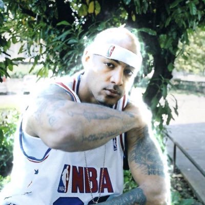 lovniestla's profile picture. @psg_inside