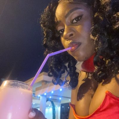 nadine_kussyla's profile image