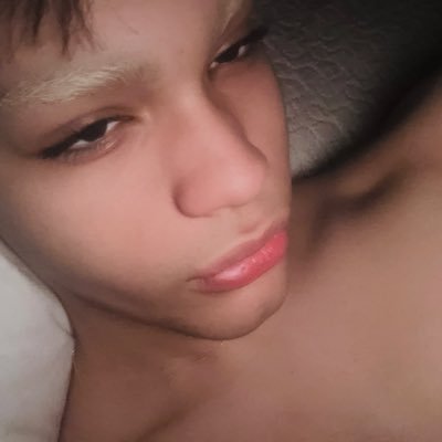 caralhomerdaa's profile picture. Y.A.L.A