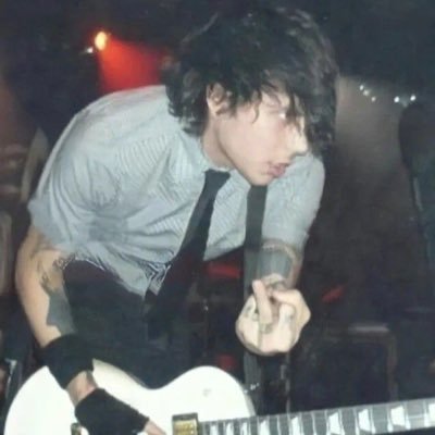 hatemysouI's profile picture. ✩priv: @glockfromhell | INFJ-T| 23 and emo| 350z & e92 328i owner| ˚ʚ♡ɞ˚@loveonjupi