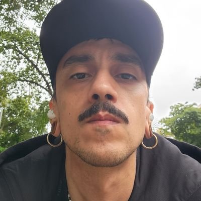 teqkira's profile picture. 