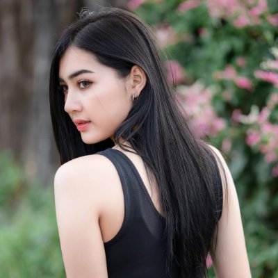 7676Wendy's profile picture. Don't bury yourself in the darkness or in the depths of the ocean🧘🏻‍♀️. Find your true self. Transform your weaknesses into strengths🧚‍♀️.