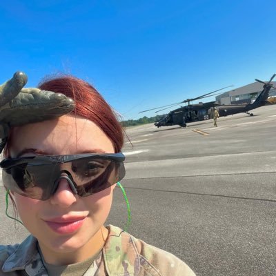 threydani's profile picture. US ARMY 🇺🇸  MOS ( E-4 )   God bless America 🙏 Always be you and Don’t fake it 💯 No nude picture ❌ Single 🥹