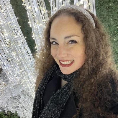 JackieSmith114's profile picture. Author. Cat Mom. ⟭⟬ᴱ ᴬᴿᴱ ᴮ⟬⟭ᶜᴷ