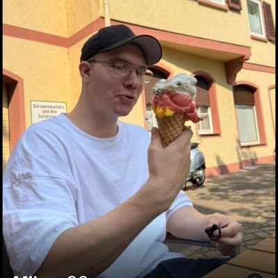 MikeysAbs's profile picture. Mikey 26 🇩🇪🇷🇺 | 6'6/198cm | 2nd fav Asian | pretty lewd | they/them | no soul |
posting in 🇩🇪🇬🇧
Most stuff is Just Sarcasm be careful