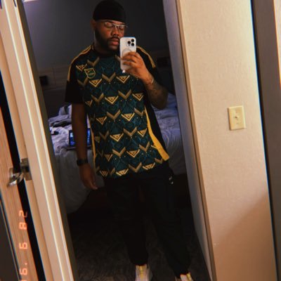 Adriii_LinkUp's profile picture. Elevation, Wealth, Health 💫 I’m not perfect, but I’m Jamaican so close enough 🇯🇲