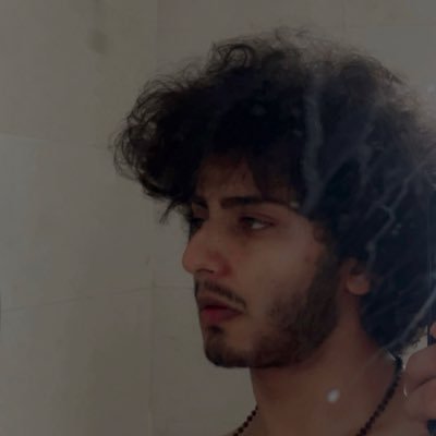 anantsinghthere's profile picture. @maddevsgroup | designing and developing creative and functional experiences