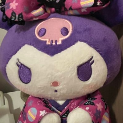 HartLesleigh's profile picture. 'I am half sick of shadows,' said The Lady of Shalott. (Lord Alfred Tennyson)