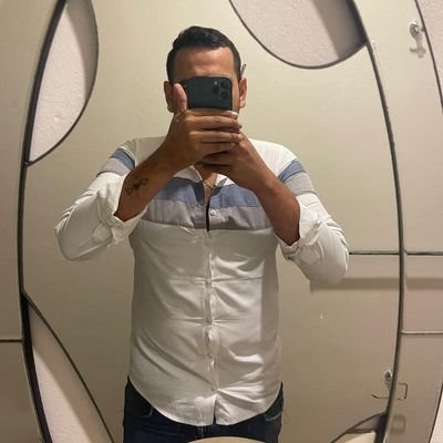 JavierSingleSur's profile picture. Arquitecto en los 30's, single