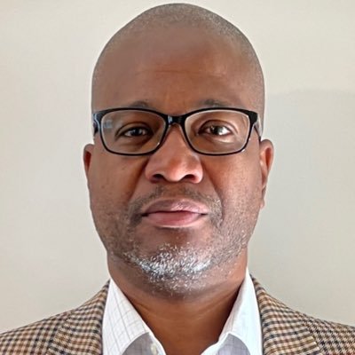 esauw's profile picture. Govt comms | Podcast host | Classical music geek | Maverick | once Texan | ΣΦΕ | @SMU, @RoyalHolloway & @KingsCollegeLon alum | ex-BBC