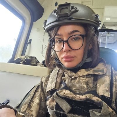 kateryn625's profile picture. Я український воїн, ми захищаємо наших матерів, дружин, дітей і весь світ свободи💛💙🙏