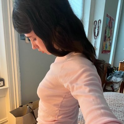 zazacalz's profile picture. 20 🇱🇧 certified stonerexic