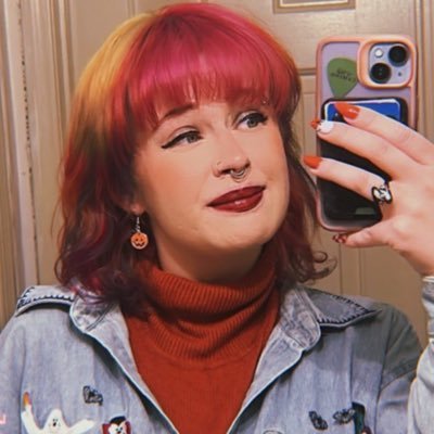 knowme815's profile picture. 28 they/she