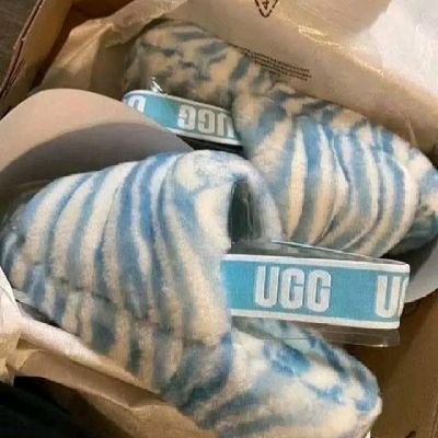 riskqueroseslut's profile picture. Im young petite and have a awesome personality.  The girl that everyone dreams of meeting.  Well I'm now only a phone call away. I can assure you of a trip to??