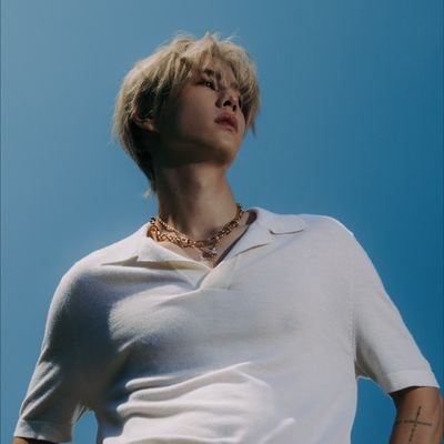 LoveMarkTuan93_'s profile picture. “Fan Account”
“If someone becomes your world, be the universe for yourself.”