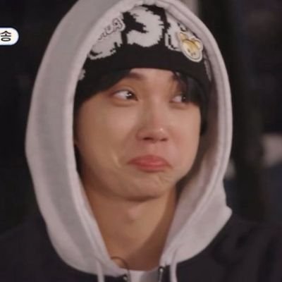 chocopiewoocart's profile picture. In a world full of boys, He's a gentleman @joshu_acoustic • SEVENTEEN