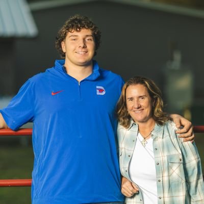 Holly_G75's profile picture. Scuba diver, beach lover and mom to a pretty cool kid☺️