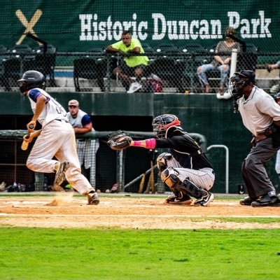 KDJones0513's profile picture. UCHS ‘18🐝⚾️ 864🤟🏽Go Braves🪓Clemson Tigers🐅🧡💜