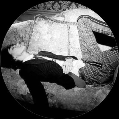 QXC7__'s profile picture. 