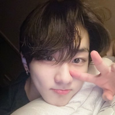 __taereungz's profile picture. 