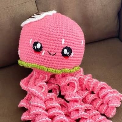 HenryWardrobeIn's profile picture. ✨ Plushie Maker | Custom Handmade | Fursuit Maker 🧸
🌍 Worldwide Shipping | DM open for commissions
💌 Cute, soft & made 

#Fursuit
#HandmadeCostumes
#Plushies