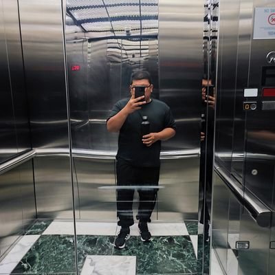 hiddenpe4ce's profile picture. akun sambat | lagi nyari orang yg bisa diajak ngobrolin banyak hal tanpa perlu ngejudge 🥹