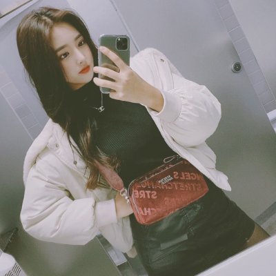 CrawMui47679's profile picture. 个人兼职可甜可盐可御，🐻大女友系老师，课程包满意，我的电报tg：https://t.co/HaLNgynI9A