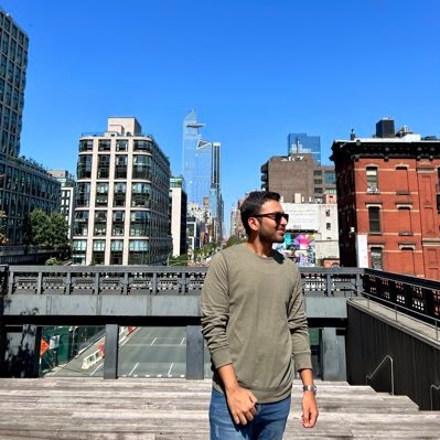 arya_podd's profile picture. 