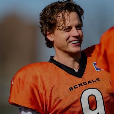 MAKESTHEMWEAK's profile picture. "I'm not toxic, I just love you." NSFW/Lewd/MS/Parody. #𝐧𝐢𝐫𝐯𝐚𝐧𝐚