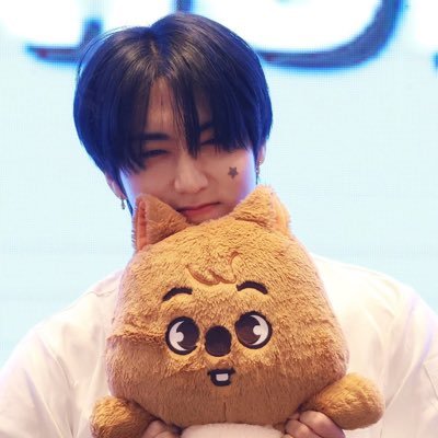 cafecheollie's profile picture. (22) we are here to dominate you? - bangchan 6/26/25