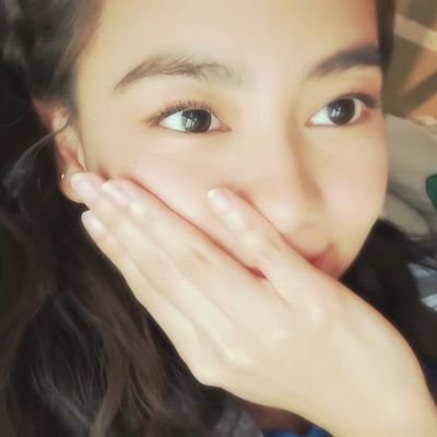 elleyluv4ad's profile picture. ad only zone ── .✦