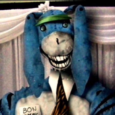 pigsonvideo's profile picture. yules / y 🇨🇦 18 art student he/any co-mod of @waltenleaks my priv will find you #musictwt #twftwt