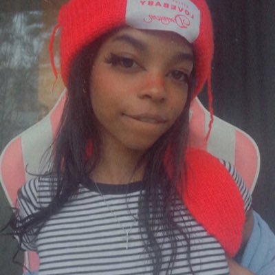 jurinswifee's profile picture. use your free will