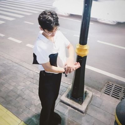 stuvenxyz_'s profile picture. ENFJ l need semeone to talk, hoby yapping!