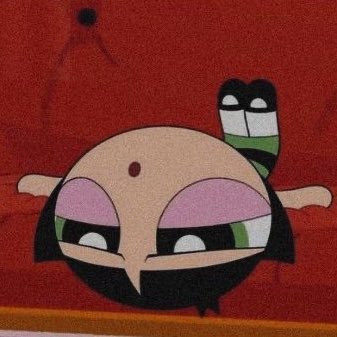 thzren's profile picture. 10% human 90% cake🤡