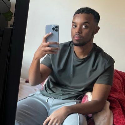 Studrsh's profile picture. 