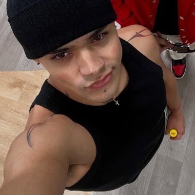 drewvenega's profile picture. For Santos Bravos