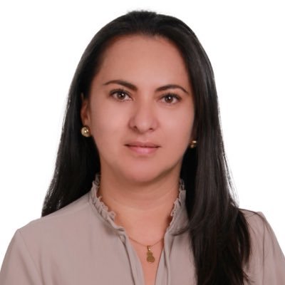 shanapina's profile picture. 