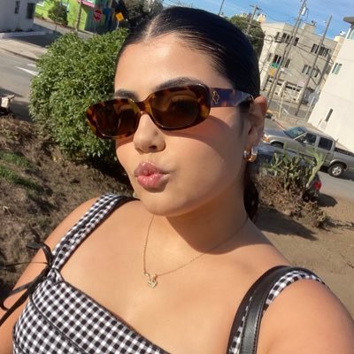 _22zamora's profile picture. 