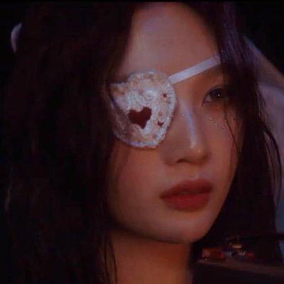 visandlacer's profile picture. 𝟸𝟼 | 𝚘𝚑, 𝚝𝚑𝚎 𝚠𝚘𝚛𝚕𝚍 𝚌𝚘𝚗𝚜𝚙𝚒𝚛𝚎𝚍 𝚏𝚘𝚛 𝚞𝚜 | 𝚋𝚘𝚘𝚔𝚝𝚠𝚝 + 𝚓𝚘𝚞𝚛𝚗𝚊𝚕𝚝𝚠𝚝 ᝰ.ᐟ