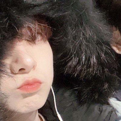 drnkdze's profile picture. i'm totally normal about heejaywon