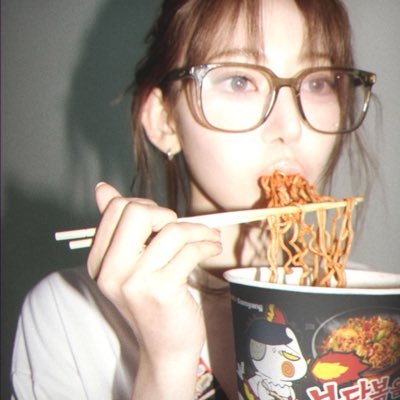 aerissantes's profile picture. lee chan, my three-apples-tall boy ^-^